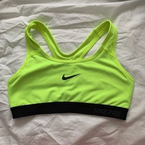 NIKE DRY FIT SPORTS BRA